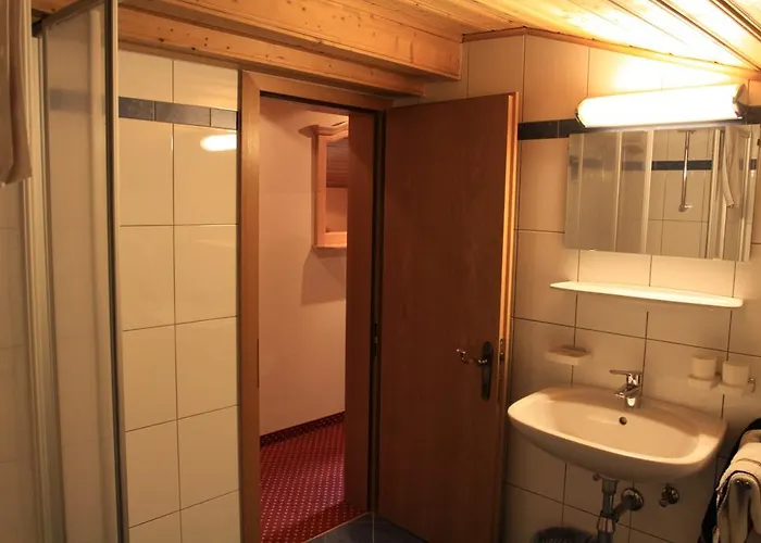 Traublingerhof - Self Check In Hotel