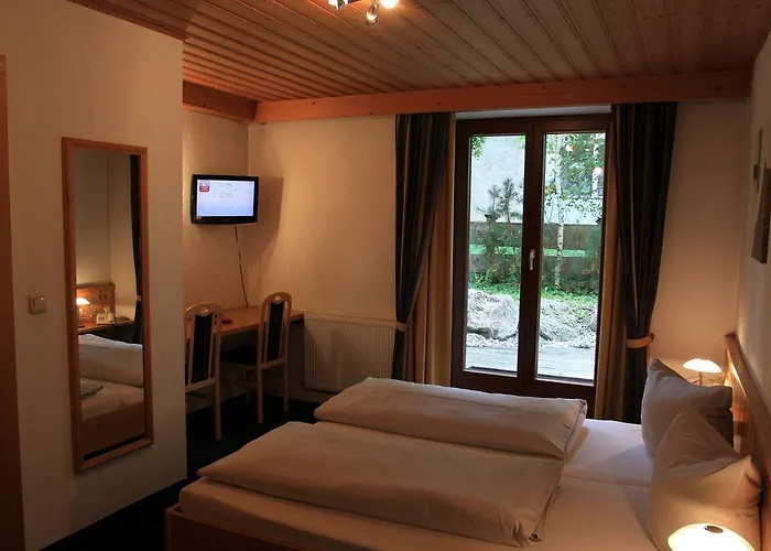 Hotel Traublingerhof - Self Check In