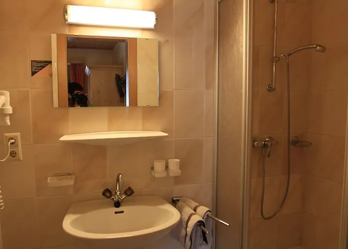 Hotel Traublingerhof - Self Check In