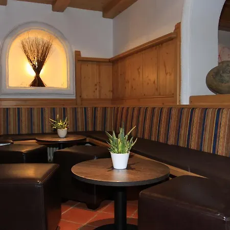 Ξενοδοχείο Traublingerhof - Self Check In