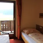 ホテル Traublingerhof - Self Check In 3*